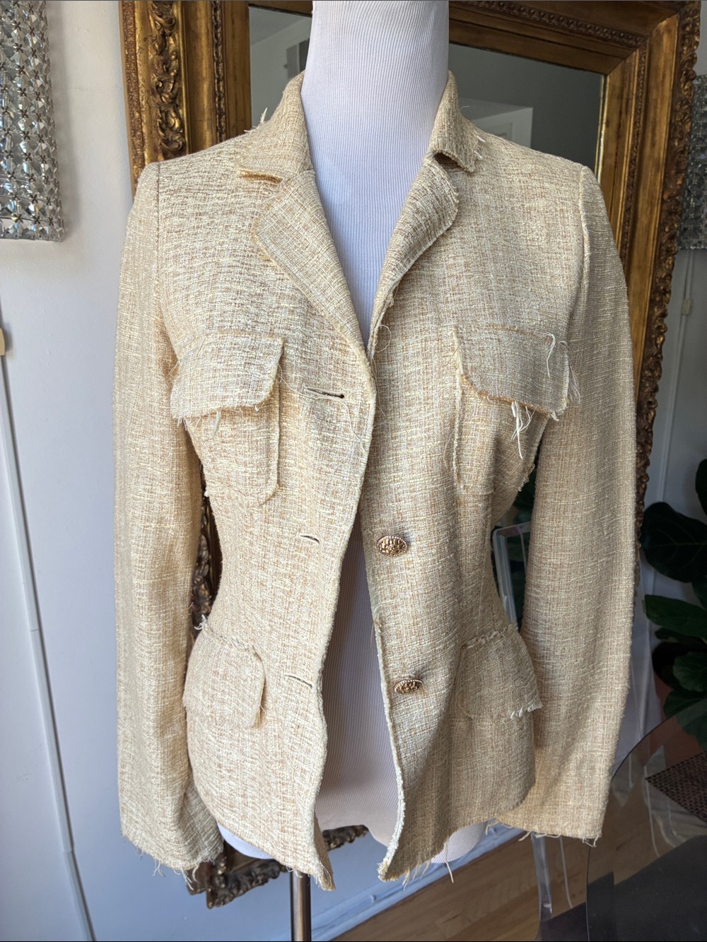 Moschino Women’s Cream Tweed blazer  – Elegant Tailored size Xs